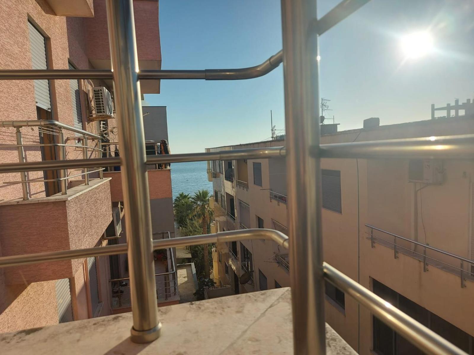 Bral Apartment 5 - Beachfront Durres Exterior photo